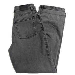 Everlane Straight Leg Jeans in Washed Gray